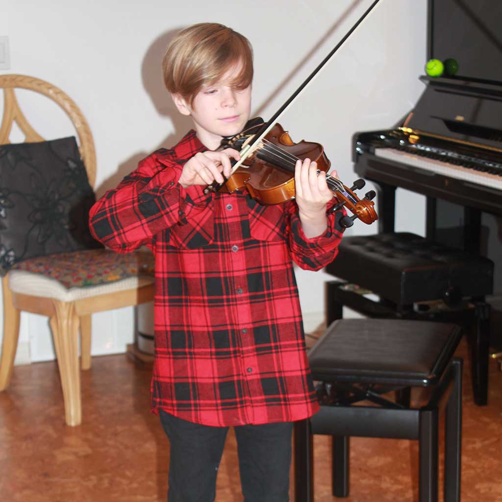 Okan Piano Academy young violinist performing 2021